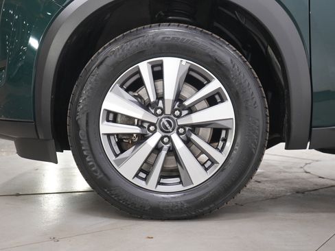 Used 2023 Nissan Pathfinder SL image 30