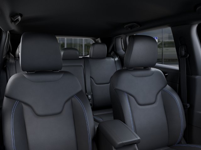 Used 2026 Jeep Compass Limited AWD/4WD image 26