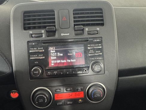 Used 2015 Nissan Leaf S w/ Charge Package image 17