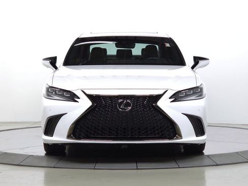 Used 2023 Lexus ES 350 F Sport w/ Accessory Package (Z2) FWD image 2