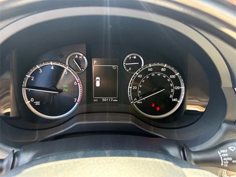 Used 2021 Lexus GX 460 Premium image 16