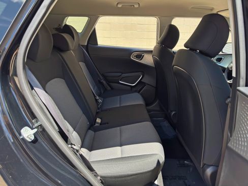 Used 2020 Kia Soul LX FWD image 31