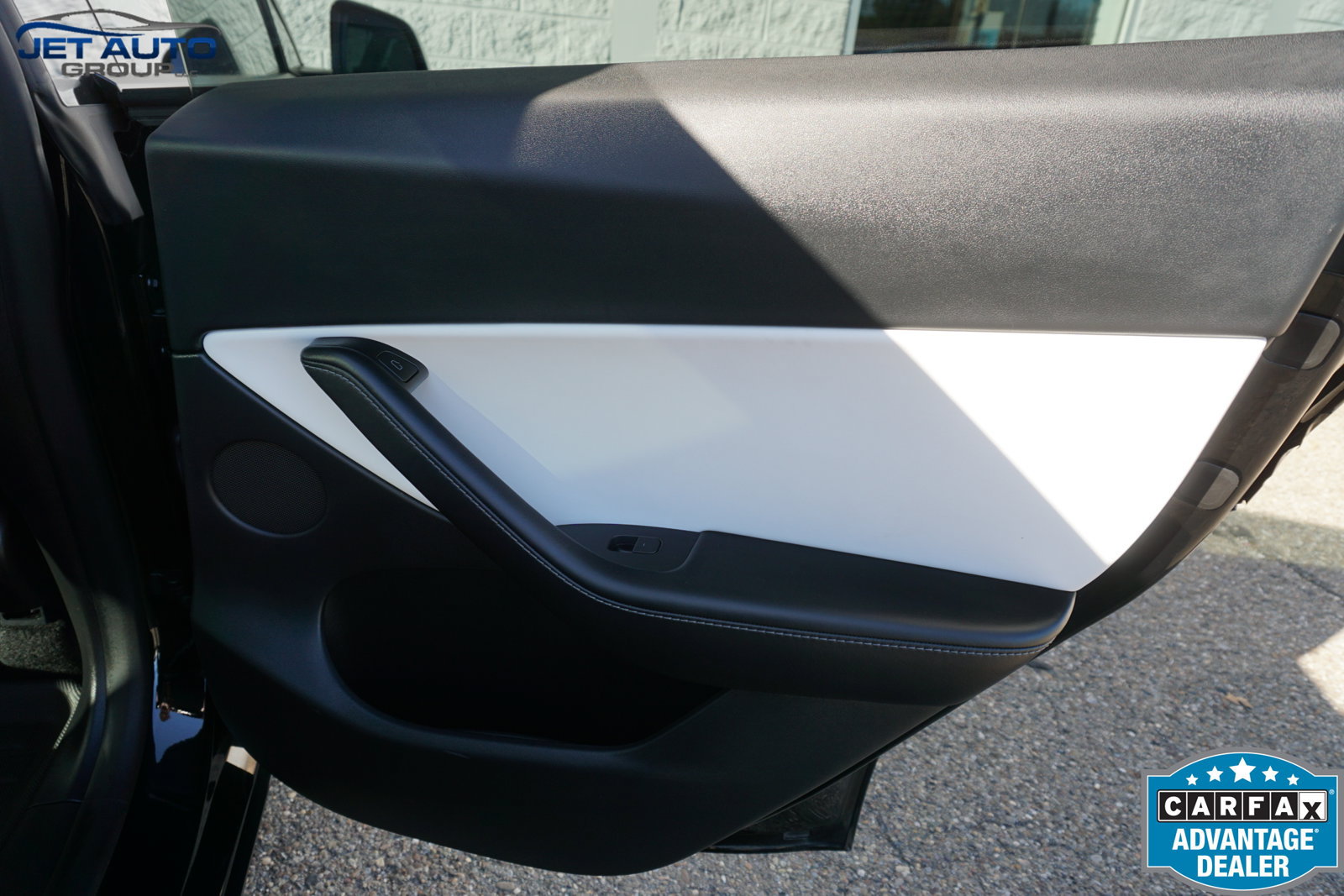 Used 2021 Tesla Model Y Long Range AWD/4WD image 22