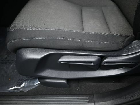 Used 2024 Honda CR-V LX image 13