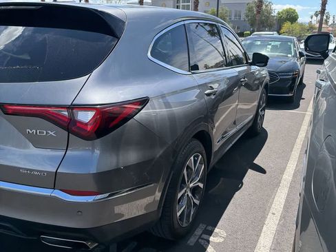 Used 2023 Acura MDX SH-AWD w/ Technology Package image 5