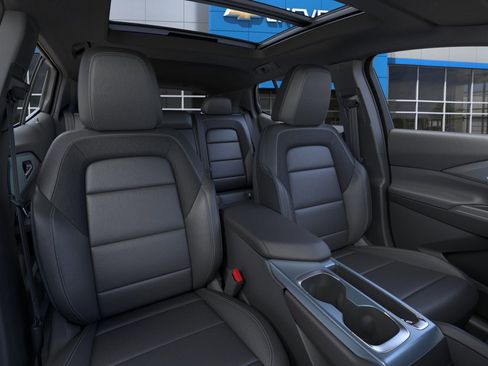 New 2026 Chevrolet Equinox EV LT image 52