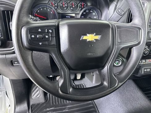 Used 2022 Chevrolet Silverado 1500 W/T w/ WT Value Package AWD/4WD image 11