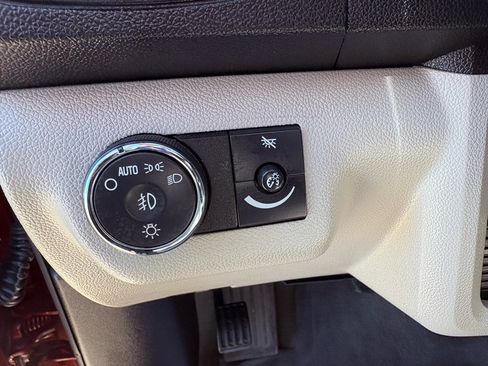 Used 2008 GMC Acadia SLT w/ Luxury Package image 33