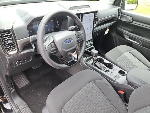 New 2025 Ford Ranger XLT w/ Equipment Group 301A High image 18