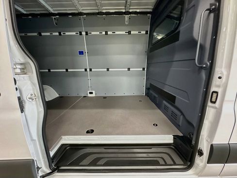 Used 2025 Mercedes-Benz Sprinter 3500 image 26