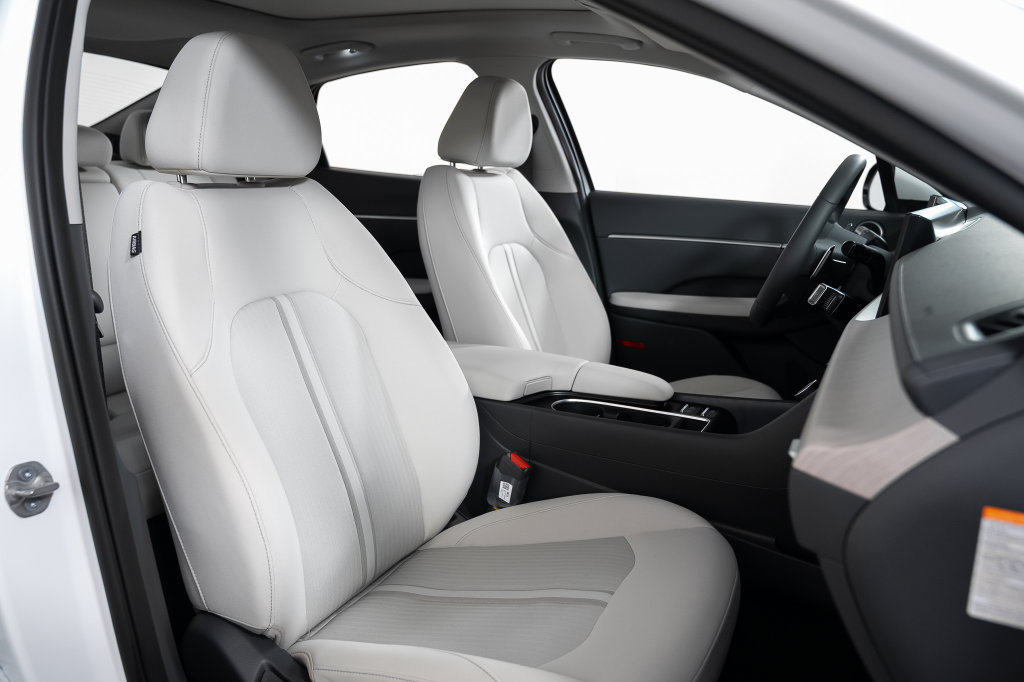 New 2026 Hyundai Sonata SEL FWD image 22