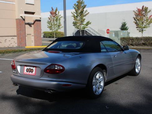 Used 2000 Jaguar XK8 image 8