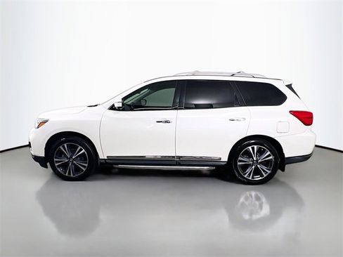 Used 2020 Nissan Pathfinder Platinum image 6