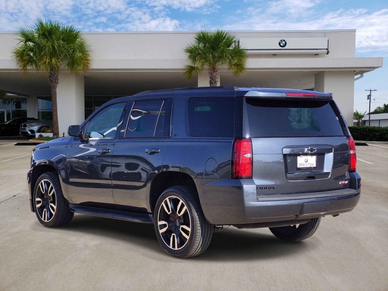 Used 2019 Chevrolet Tahoe LT RWD image 4