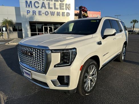 Used 2021 GMC Yukon Denali w/ Denali Premium Package image 2
