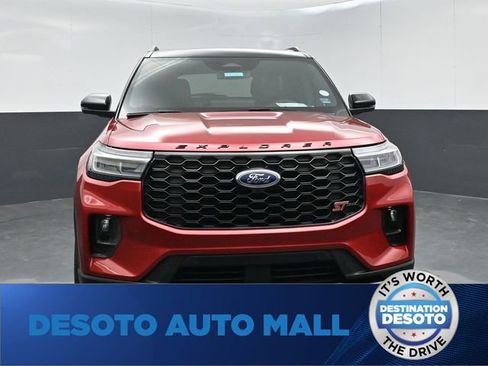 Certified 2025 Ford Explorer ST AWD/4WD image 3