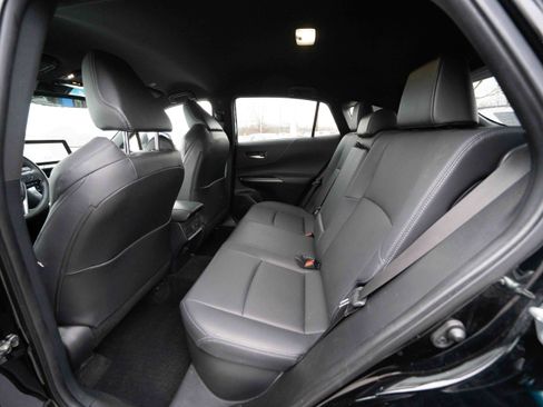 Used 2023 Toyota Venza XLE w/ Activity Package (TMS) image 23