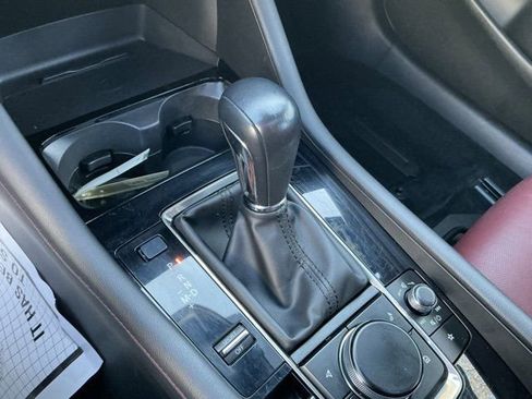 Used 2024 MAZDA MAZDA3 s image 24