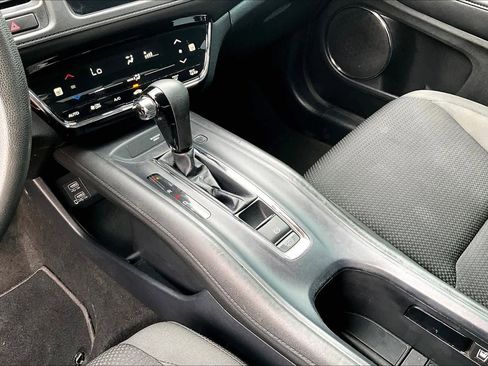 Used 2021 Honda HR-V EX image 16