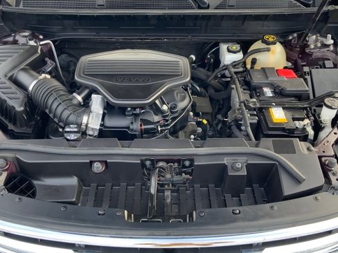 Used 2021 GMC Acadia SLE w/ Driver Convenience Package image 22