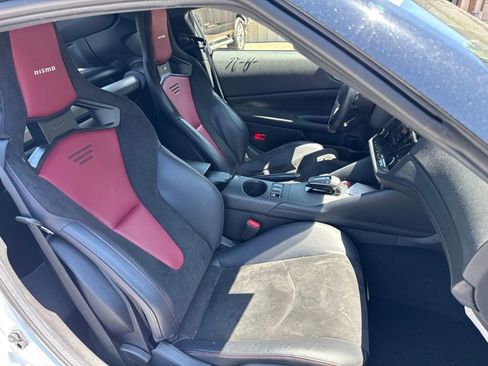 Used 2024 Nissan Z NISMO w/ Floor Mat Package RWD image 6