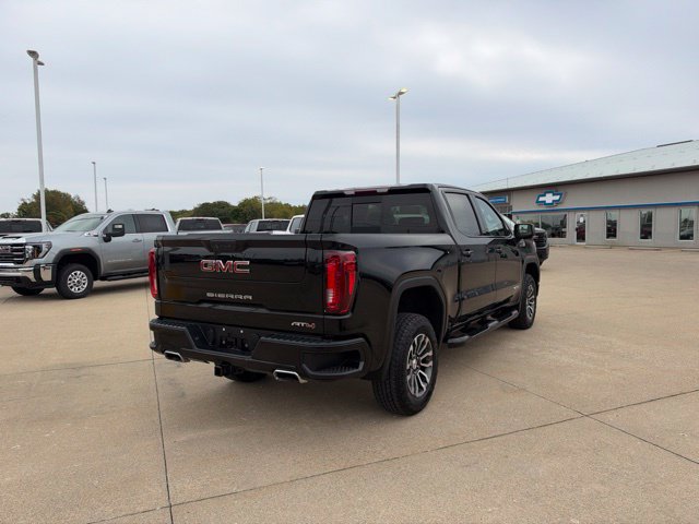 Used 2021 GMC Sierra 1500 AT4 w/ AT4 Preferred Package AWD/4WD image 7