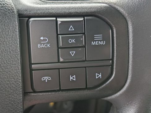 Used 2023 Ford F250 XLT w/ FX4 Off-Road Package AWD/4WD image 13