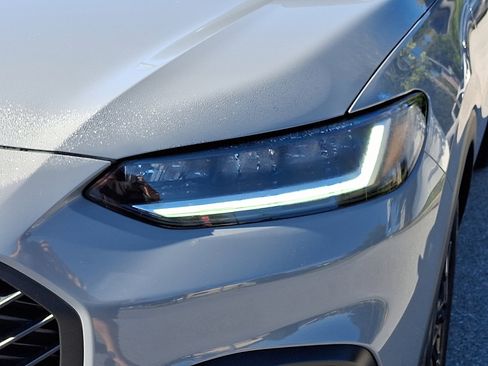 Certified 2025 Honda HR-V Sport image 9