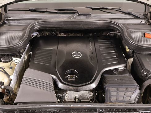 Used 2020 Mercedes-Benz GLS 450 4MATIC image 21