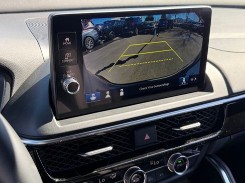 Certified 2025 Acura ADX Base image 24