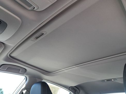 Certified 2022 Toyota Camry SE image 16