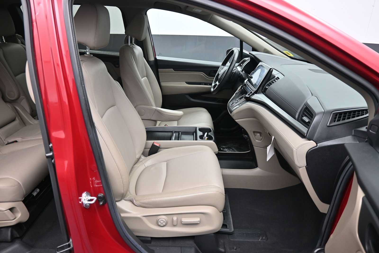 Certified 2024 Honda Odyssey EX-L image 28