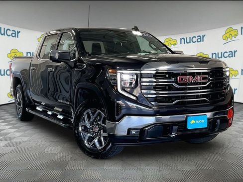 Used 2023 GMC Sierra 1500 SLT w/ SLT Premium Package AWD/4WD image 1