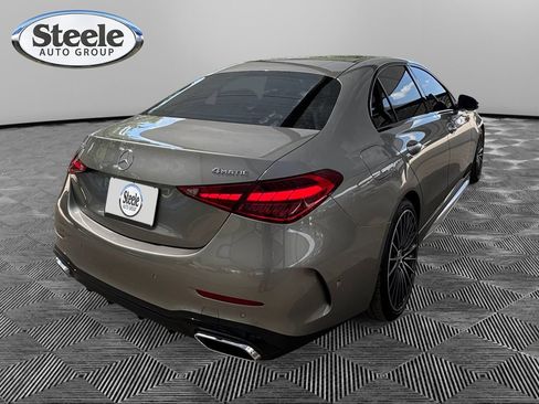 Used 2023 Mercedes-Benz C 300 4MATIC Sedan image 5