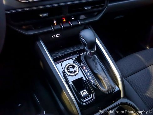 Used 2025 Chevrolet Colorado LT w/ Advanced Trailering Package image 26