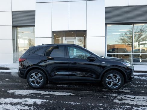 Certified 2025 Ford Escape ST-Line Elite w/ Tech Pack #1 image 2