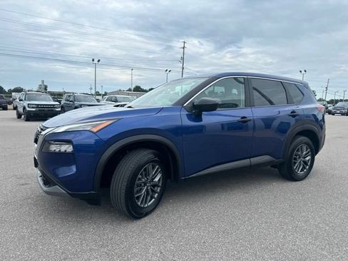 Used 2023 Nissan Rogue S FWD image 25