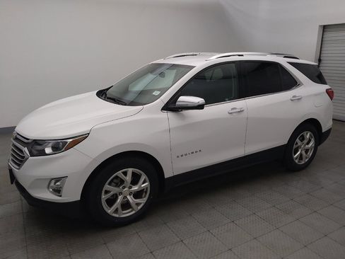 Used 2020 Chevrolet Equinox Premier FWD image 2