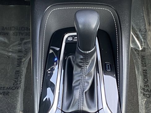 Certified 2025 Toyota Corolla SE w/ SE Package image 15