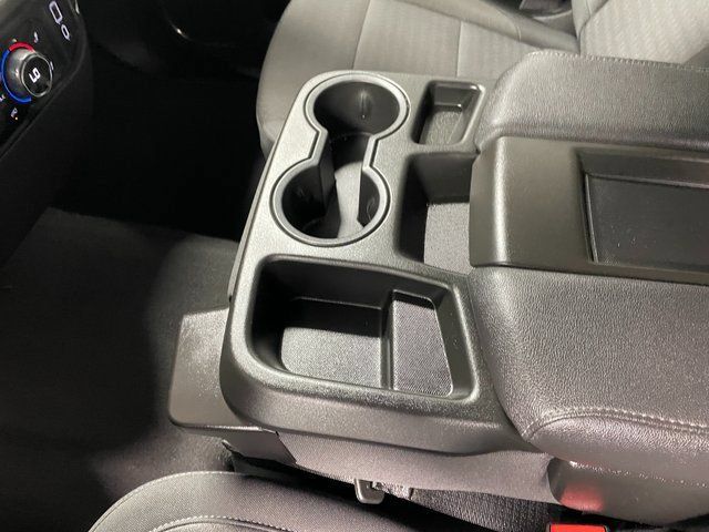 Used 2024 Chevrolet Silverado 1500 LT AWD/4WD image 17