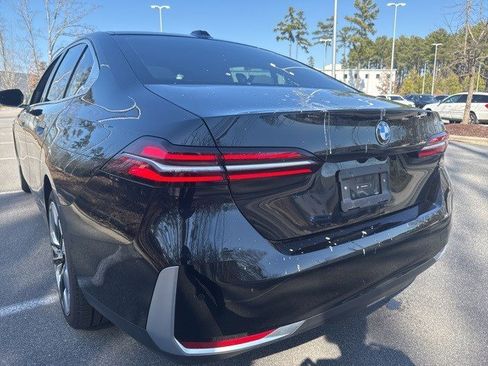 Certified 2025 BMW 530i w/ Premium Package image 14