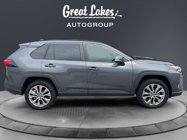 Used 2023 Toyota RAV4 XLE Premium FWD image 6