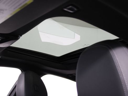 Used 2022 BMW i4 eDrive40 w/ Premium Package image 10