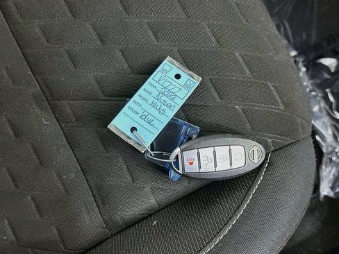Used 2022 Nissan Kicks SV FWD image 34
