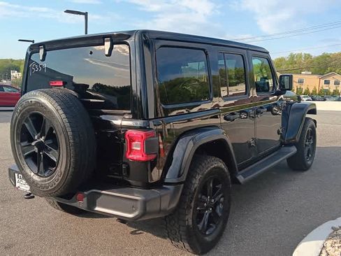 Used 2020 Jeep Wrangler Unlimited Sahara AWD/4WD image 5