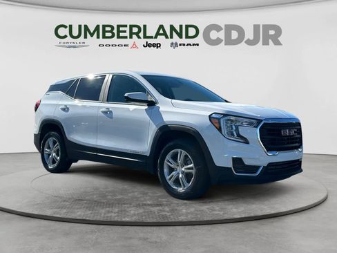 Used 2023 GMC Terrain SLE AWD/4WD image 8