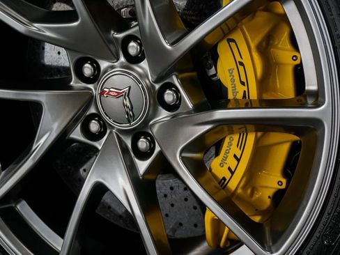 Used 2019 Chevrolet Corvette Z06 image 50