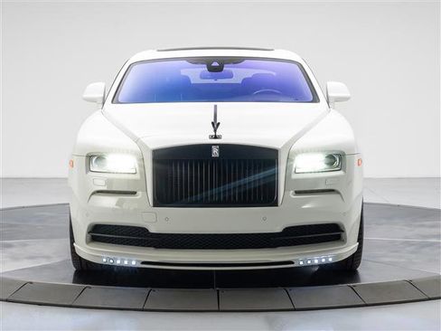 Used 2016 Rolls-Royce Wraith image 8