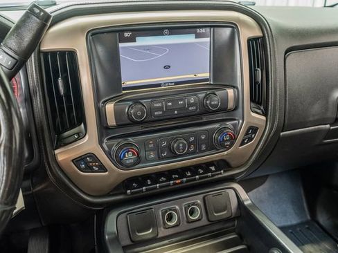 Used 2016 GMC Sierra 2500 Denali w/ Duramax Plus Package AWD/4WD image 26