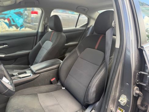 Used 2021 Nissan Sentra SR FWD image 8